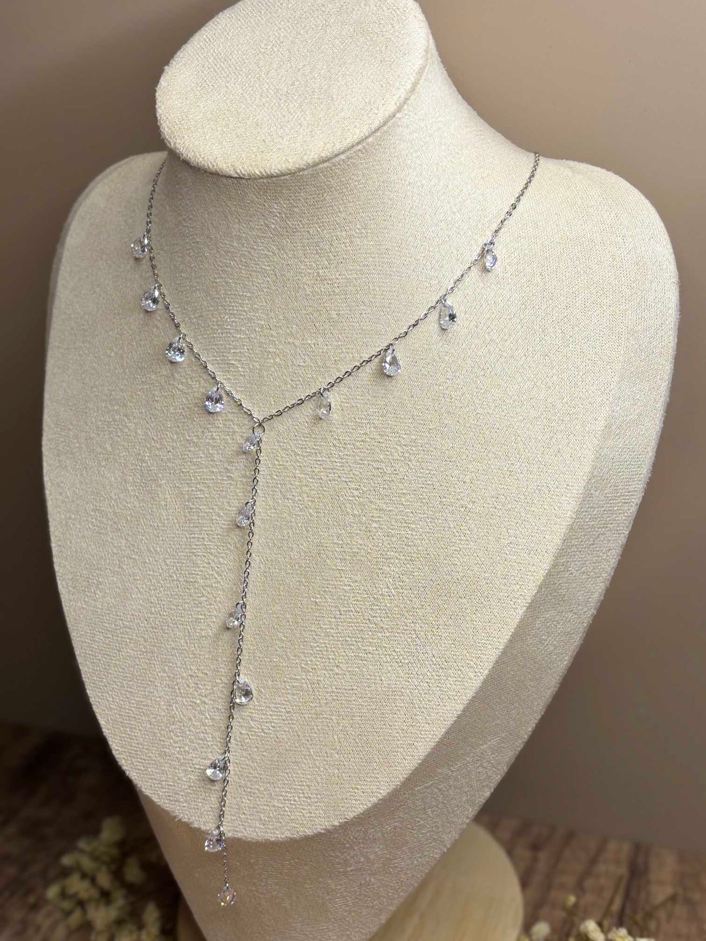 Collier Aria